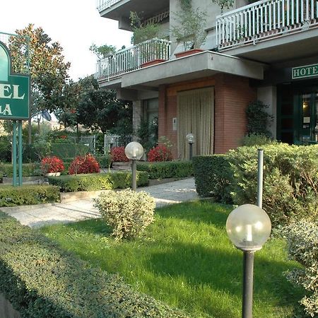 Hotel Vignola Assisi Exterior photo