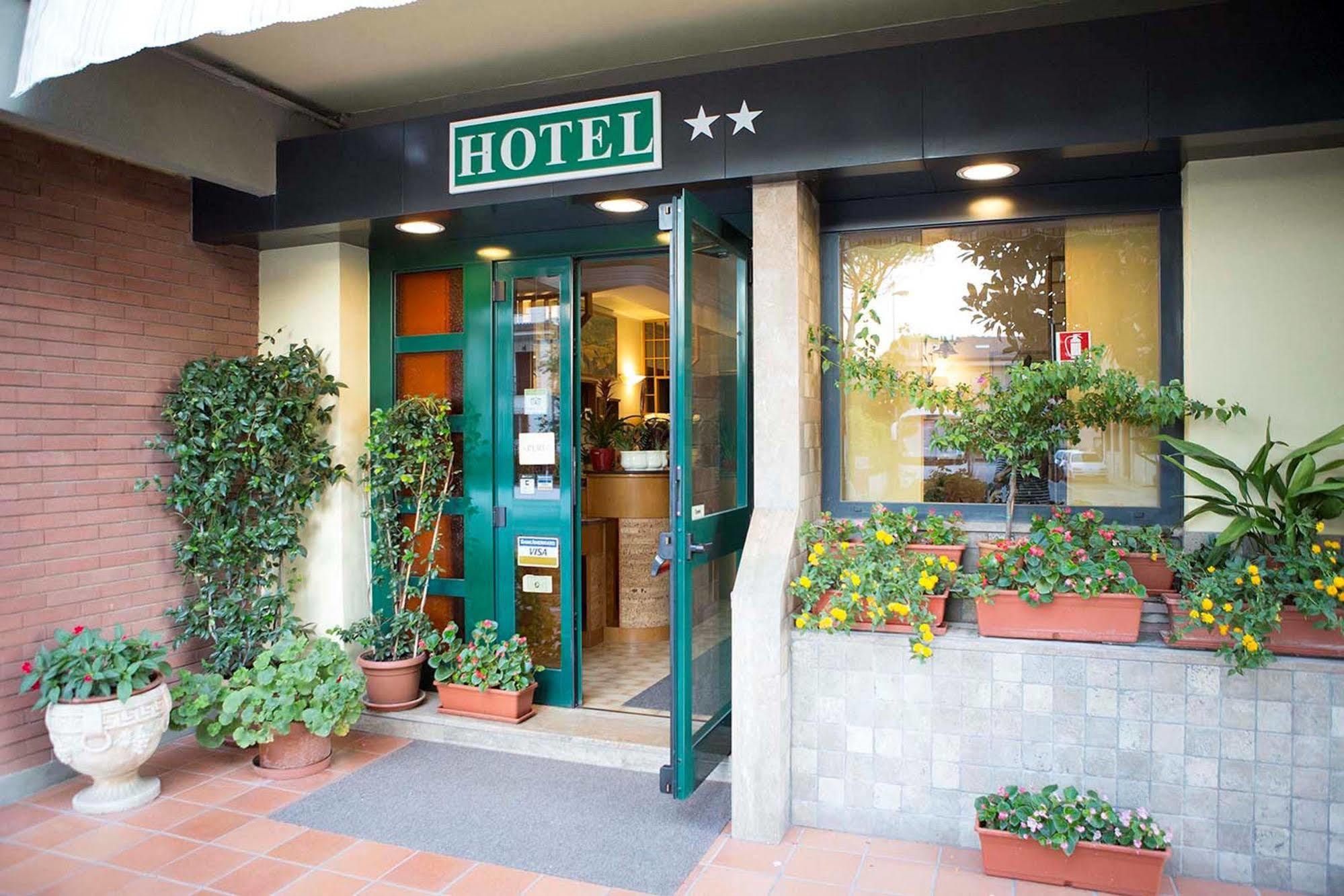 Hotel Vignola Assisi Exterior photo